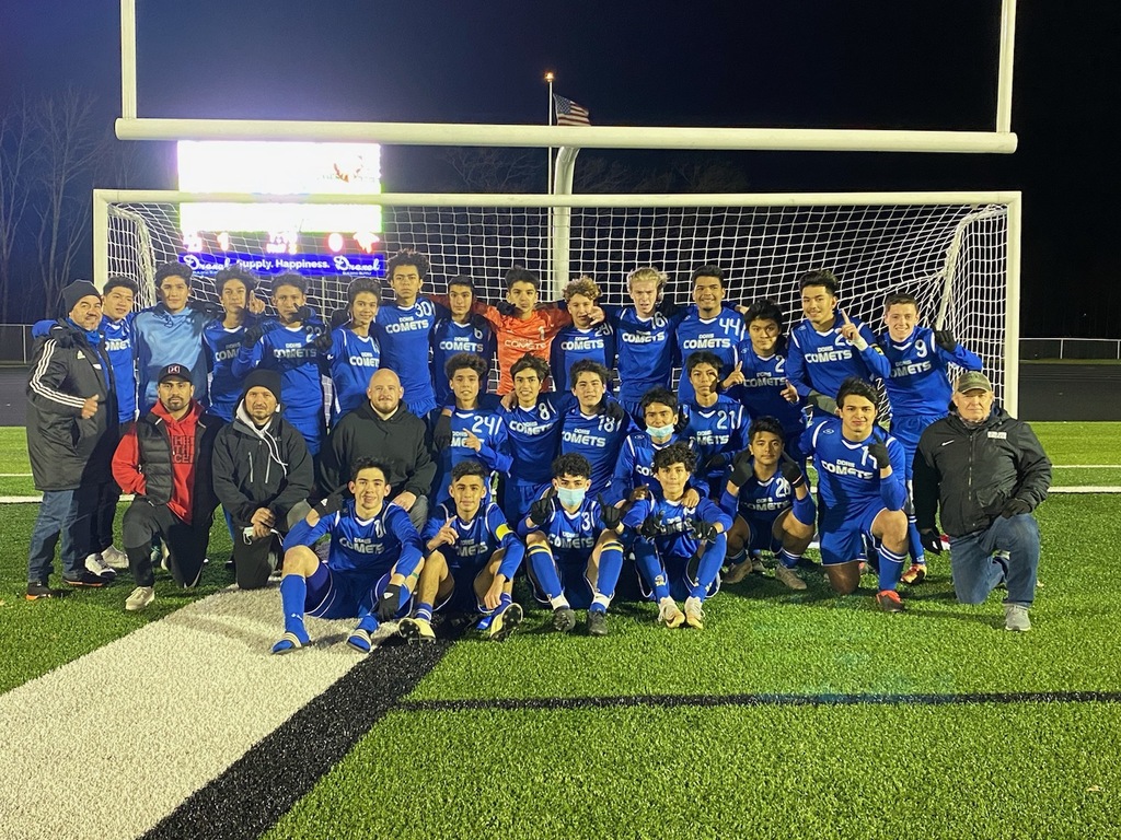 Boys' Soccer heads to State!